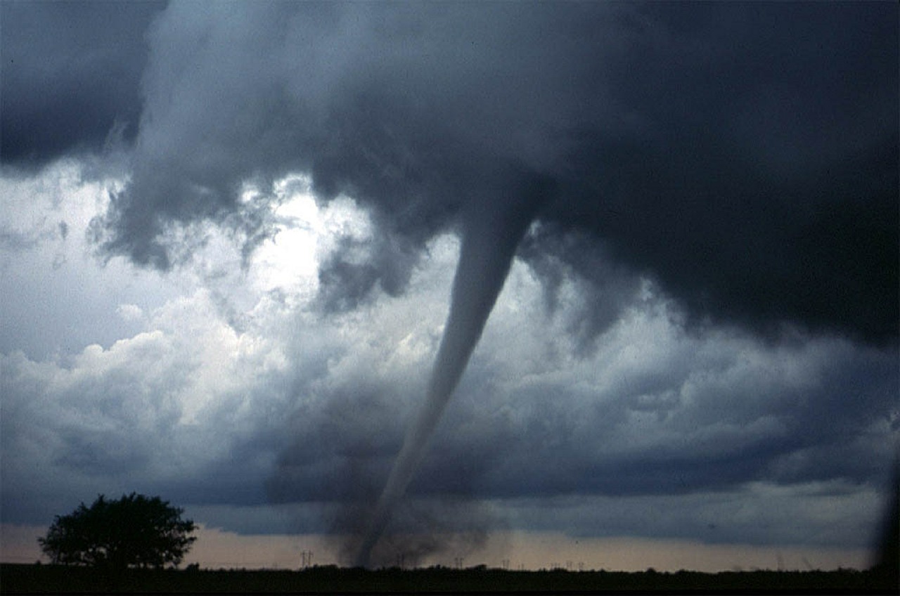 Why so few storm shelters in Tornado Alley hotspot? - BBC News